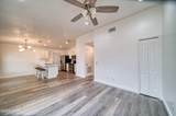 2722 Oak Hammock Avenue - Photo 4
