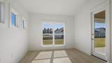 464 Newman Bayou Boulevard - Photo 10