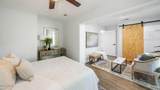 300 Cove Boulevard - Photo 14