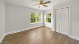 300 Cove Boulevard - Photo 18