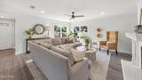 300 Cove Boulevard - Photo 5