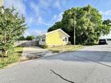 319 Laureno Place - Photo 3