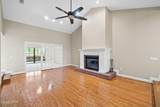 106 Queens Circle - Photo 8