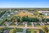957 Haywood Drive - Photo 32