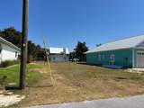 13902 Pelican Avenue - Photo 2