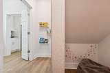262 Wells Street - Photo 15