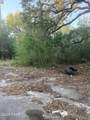 000 Fountain Avenue - Photo 3