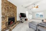 918 Venetian Way - Photo 10