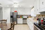 918 Venetian Way - Photo 15