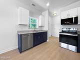 592 Bonnet Street - Photo 10