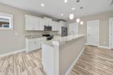 305 Evergreen Street - Photo 3
