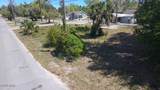 900 8th Court - Photo 3