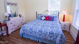 425 La Valencia Circle - Photo 12