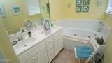 425 La Valencia Circle - Photo 14