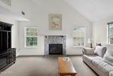 105 Eastview Drive - Photo 3
