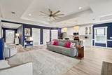 242 Wells Street - Photo 15