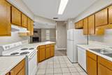 230 Collinfurst Square - Photo 5
