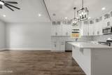 729 Sheffield Avenue - Photo 9