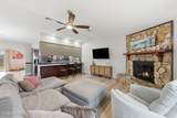 914 Venetian Way - Photo 10