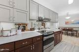 914 Venetian Way - Photo 12