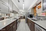914 Venetian Way - Photo 13