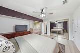 914 Venetian Way - Photo 18