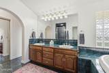 914 Venetian Way - Photo 19