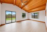 914 Venetian Way - Photo 4