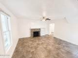 1018 Indiana Avenue - Photo 5