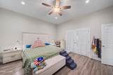 2601 Country Club Drive - Photo 33