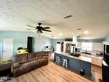 804 Venetian Way - Photo 4