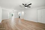 2007 Ambassador Court - Photo 10