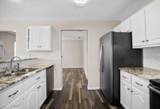 1815 Foster Avenue - Photo 5