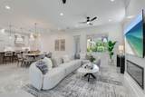 140 La Valencia Circle - Photo 2