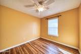 2803 Gwendolen Court - Photo 14