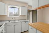 415 Venetian Way - Photo 11