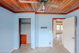 117 Christmas Tree Lane - Photo 17