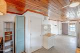 117 Christmas Tree Lane - Photo 8
