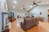 2712 Marian Drive - Photo 7