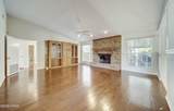 2910 Kings Harbour Road - Photo 19