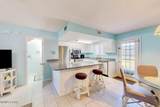 206 Robin Lane - Photo 1