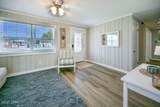 1542 Oak Avenue - Photo 8