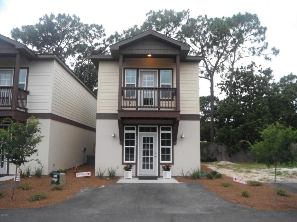 2226 Brooke Street - Photo 1