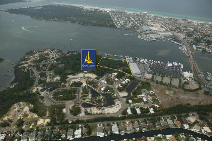 5201 Lagoon Drive - Photo 1