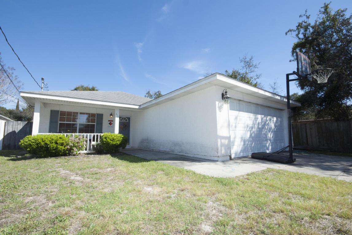 610 Sea Breeze Drive - Photo 1