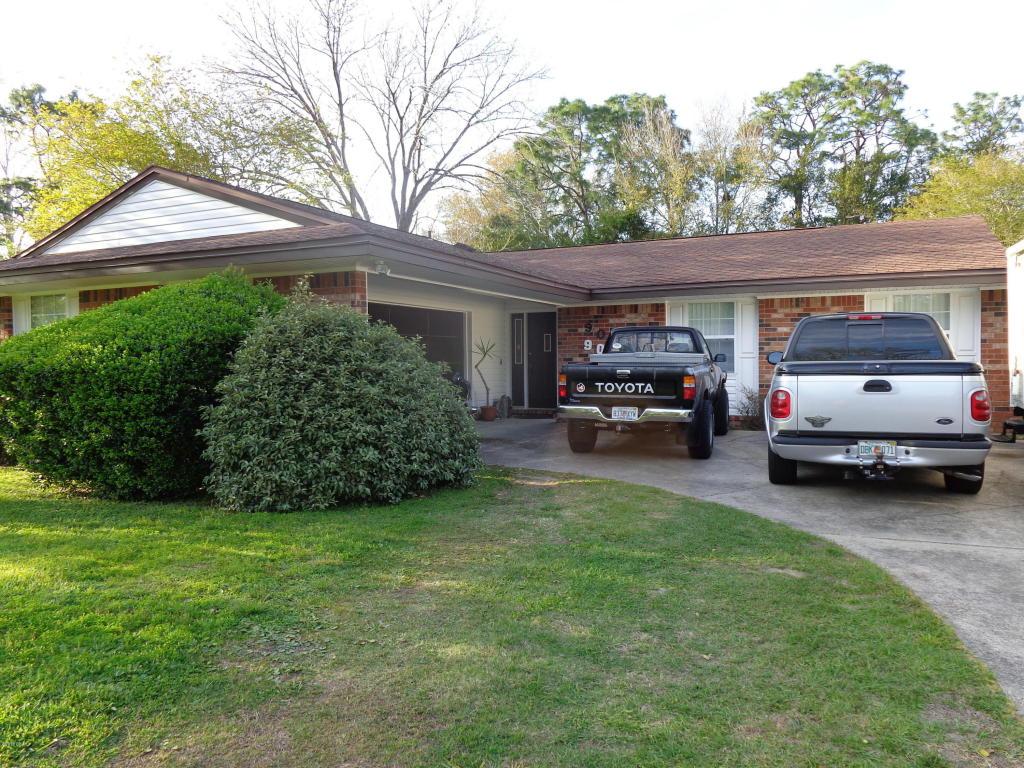 725 Buddy Drive - Photo 1