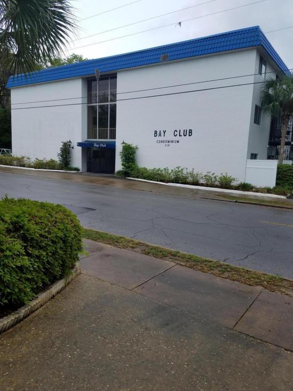 105 Allen 60 Avenue - Photo 1