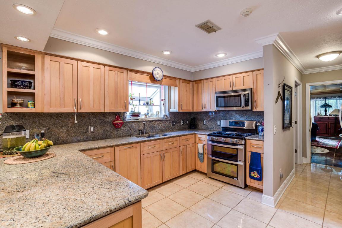 150 Roy Lane - Photo 1