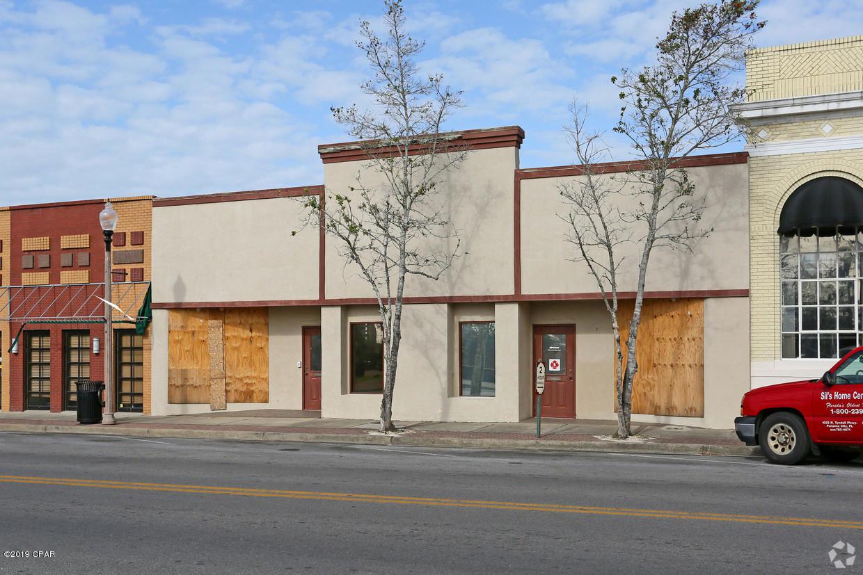 215 Harrison Avenue - Photo 1