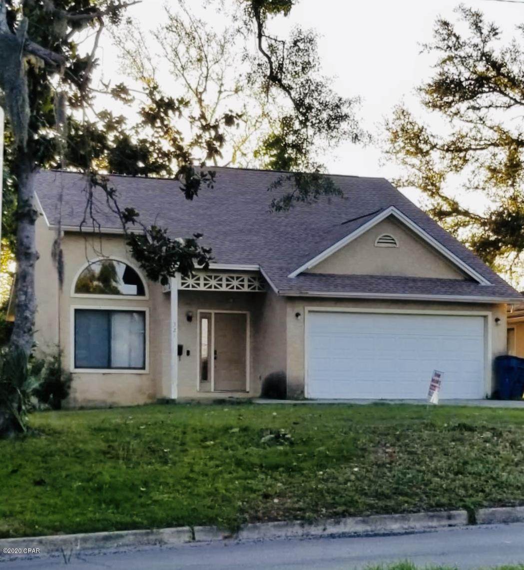 321 Cove Boulevard - Photo 1
